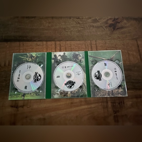 Jurassic Park 3 pack DVD set. - Picture 3 of 3